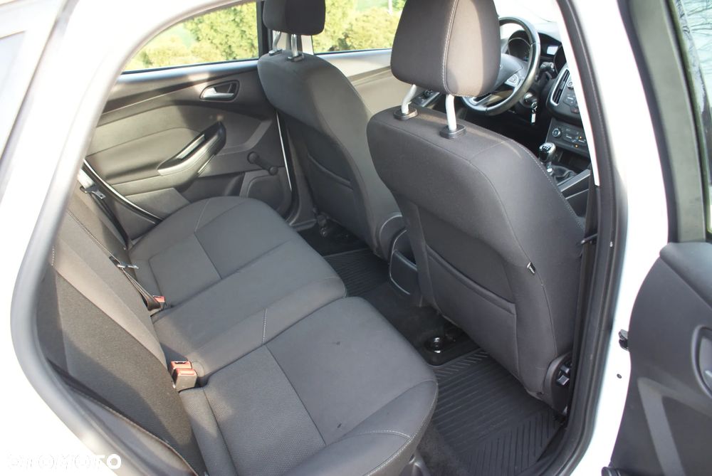 Ford Focus - 15