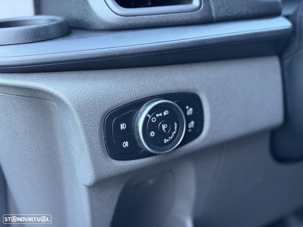 Ford Transit Custom 2.0 TDCi 130HP Teto Alto 3L - 18