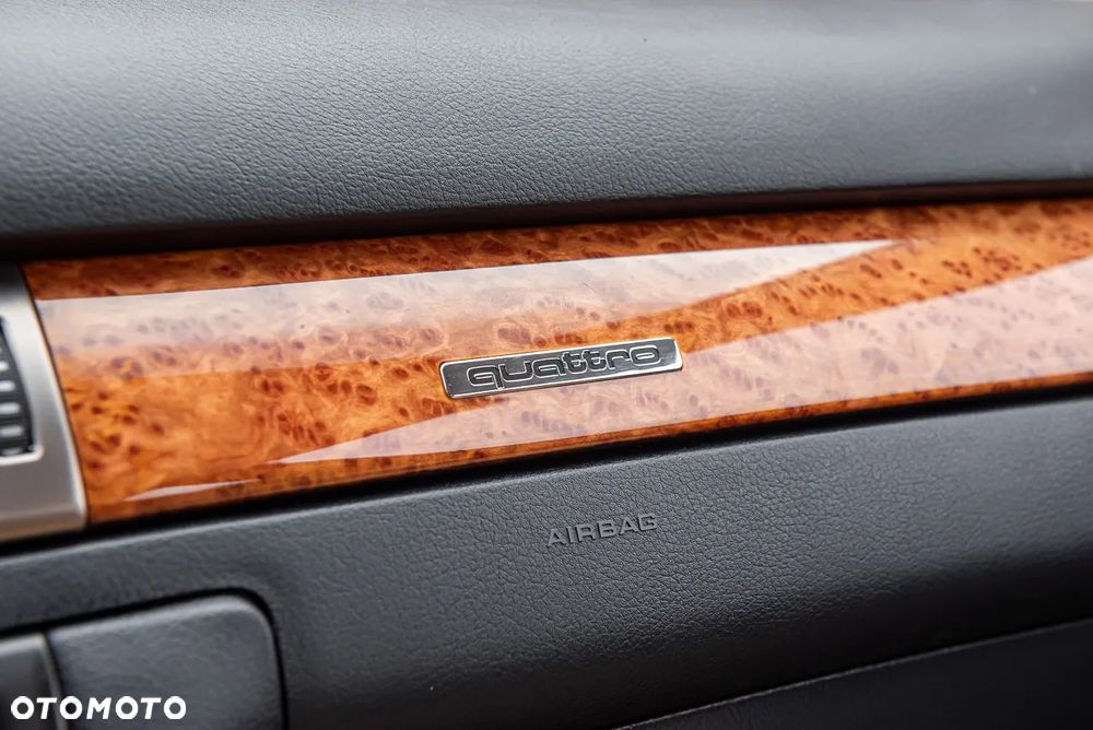Audi A6 Limousine 4.2 quattro - 22