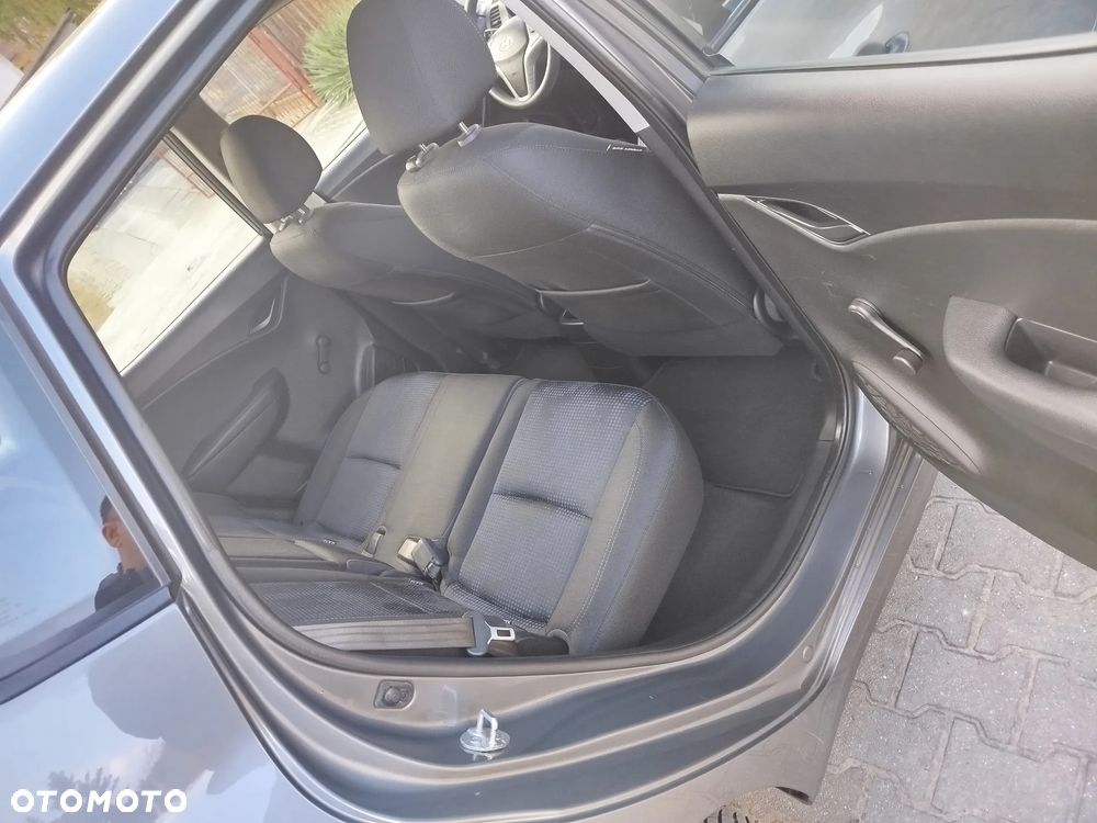 Hyundai ix20 1.4 blue YES Silver - 30