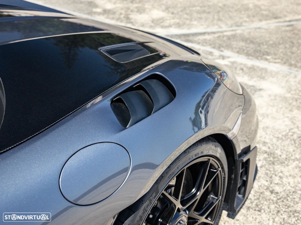 Porsche 718 Spyder - 26