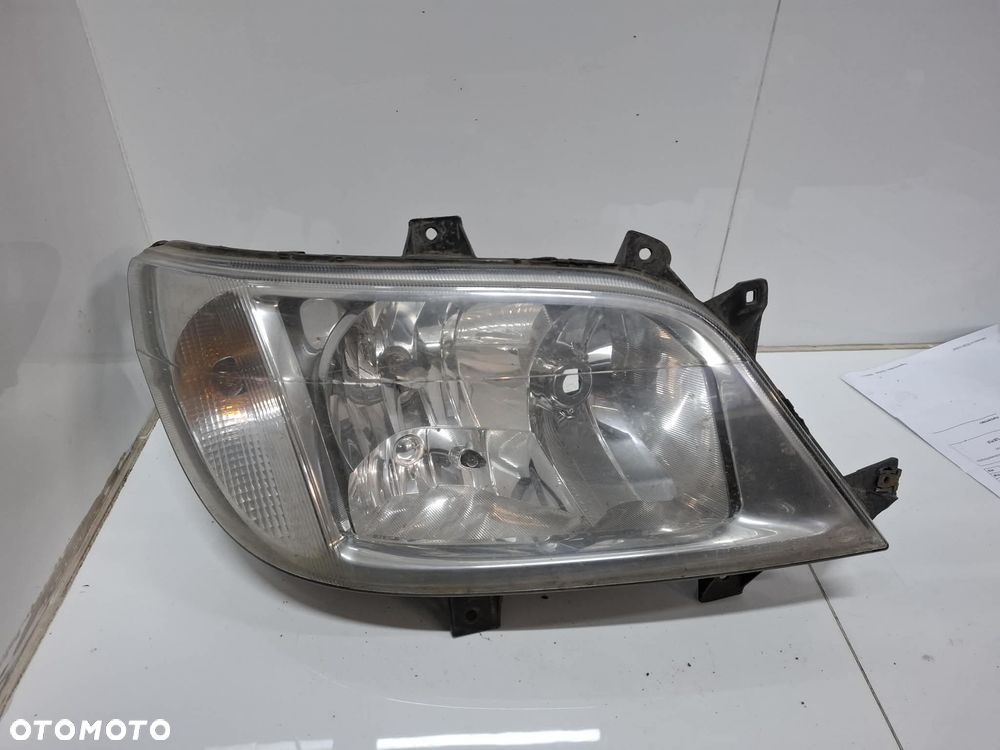 LAMPA PRZEDNIA PRZÓD PRAWA MERCEDES SPRINTER W903 00-06 LIFT HELLA - 2