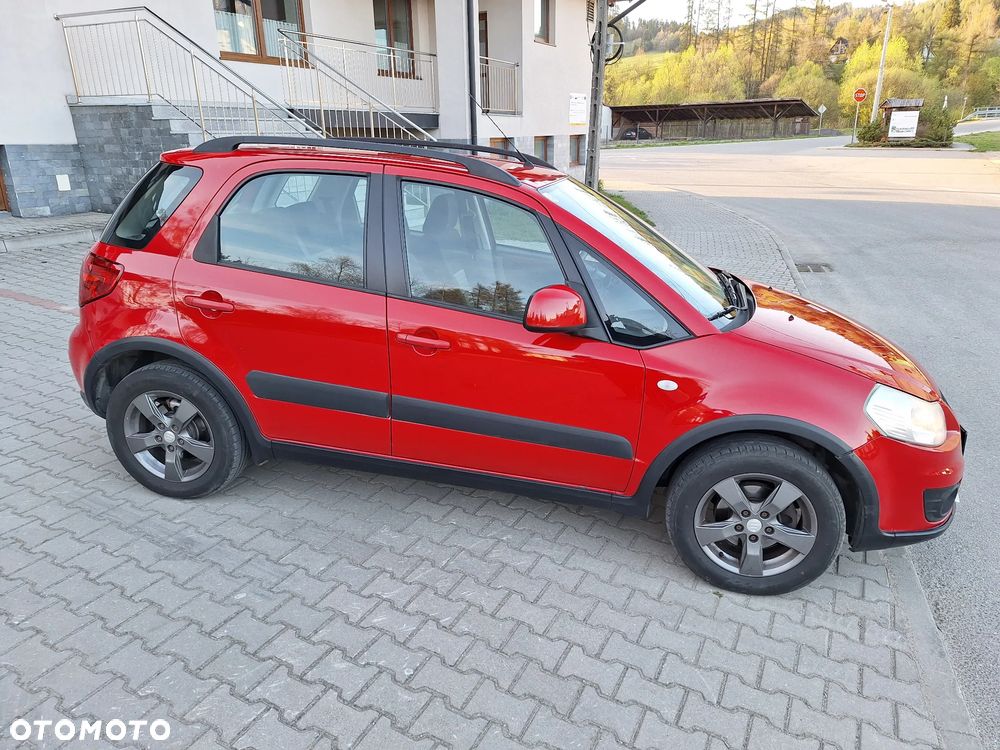 Suzuki SX4 1.6 Premium 4WD - 18