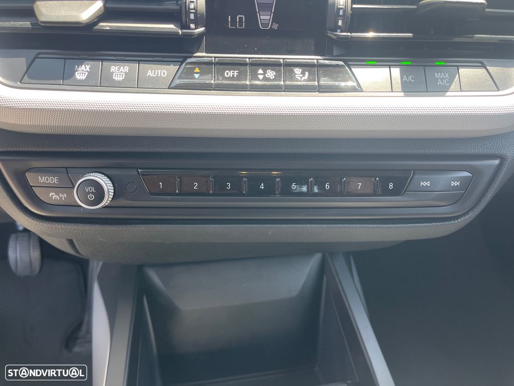 BMW 116 d Line Luxury - 24