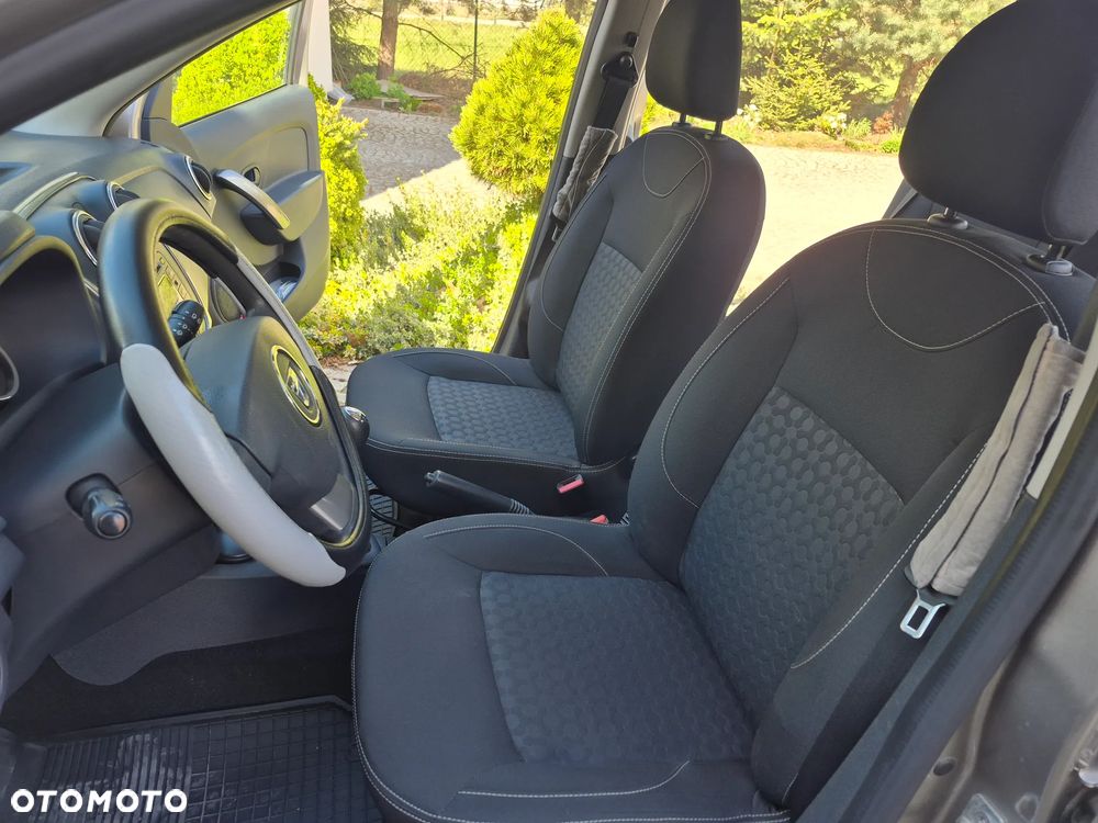 Dacia Sandero 1.2 16V Laureate EU6 - 8