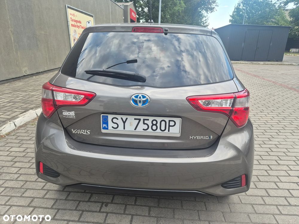 Toyota Yaris - 4