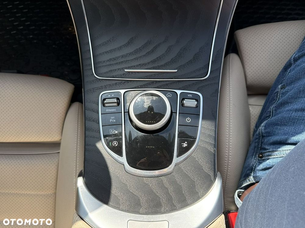 Mercedes-Benz Klasa C 200 9G-TRONIC - 20