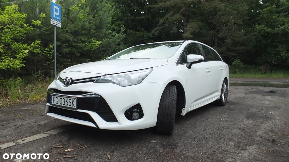 Toyota Avensis 1.8 Active - 1