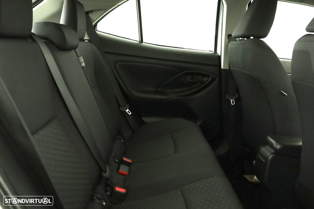 Toyota Yaris Cross 1.5 HDF Comfort - 22