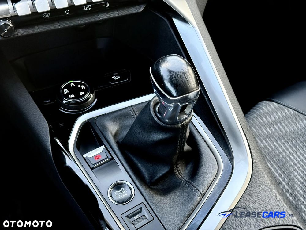Peugeot 5008 PureTech 130 Stop & Start Allure Pack - 20