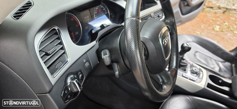Audi A4 Allroad 2.0 TDI quattro Exclusive - 27