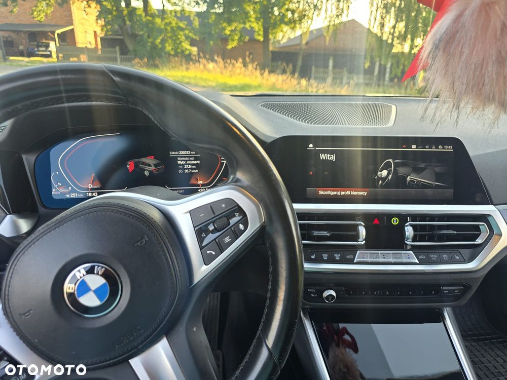 BMW Seria 3 320d mHEV M Sport - 11