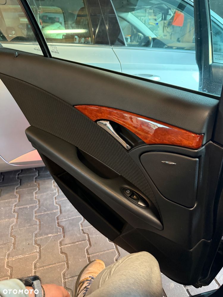 Mercedes-Benz Klasa E 200 CDI Classic DPF - 20