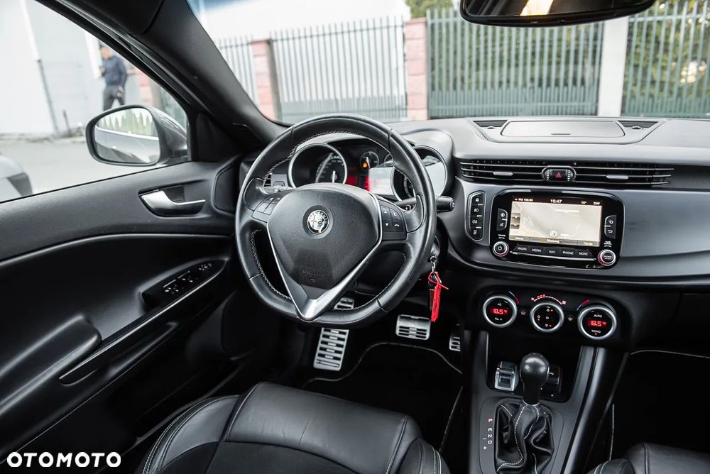 Alfa Romeo Giulietta 1.8 TBi 16V TCT Quadrifoglio Verde - 26