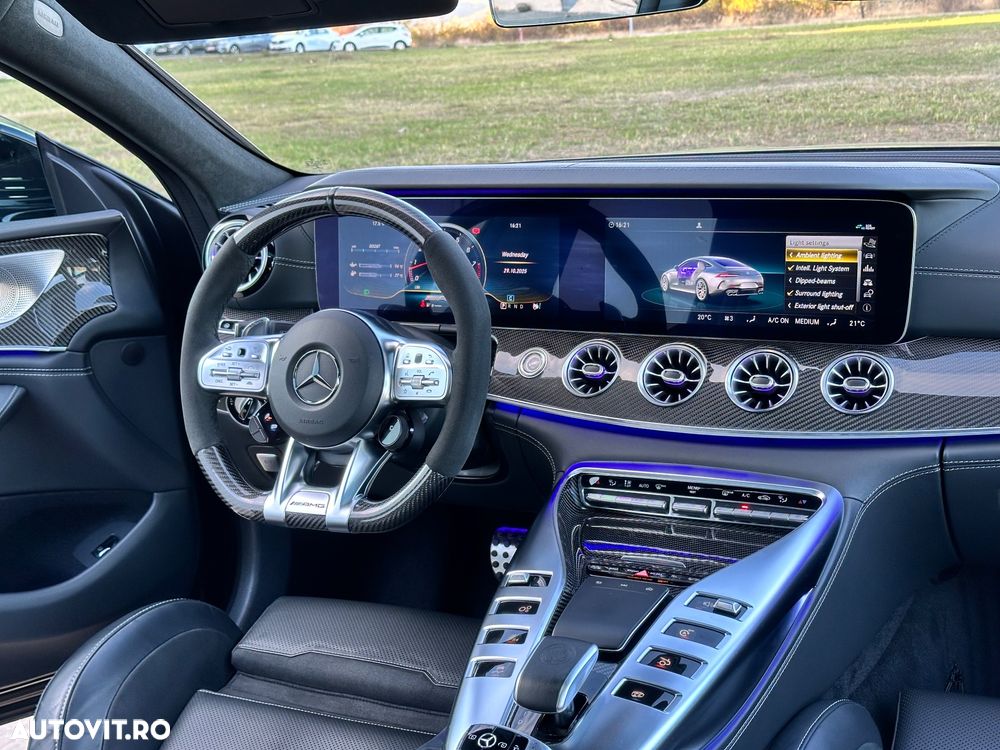 Mercedes-Benz AMG GT-S 63 4MATIC+ - 31