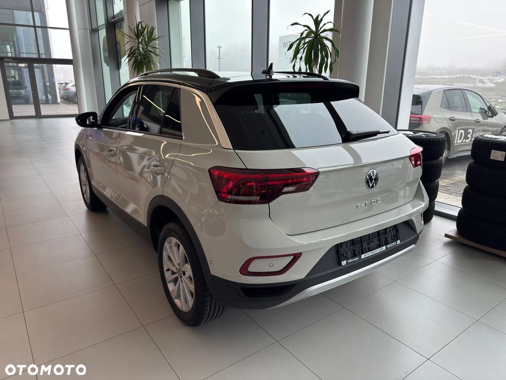 Volkswagen T-Roc 1.5 TSI Life Plus DSG - 4