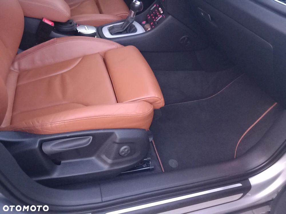 Audi Q3 2.0 TDI Quattro Design S tronic - 11