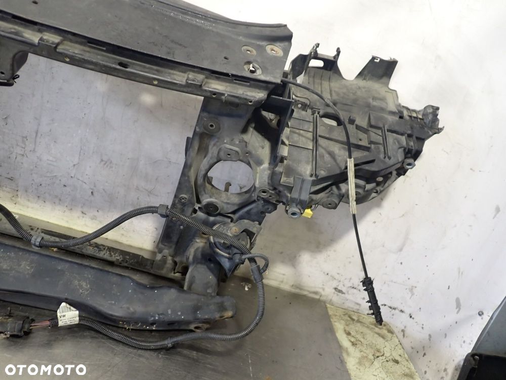 PAS PRZEDNI VOLKSWAGEN TOUAREG 5.0 - 5