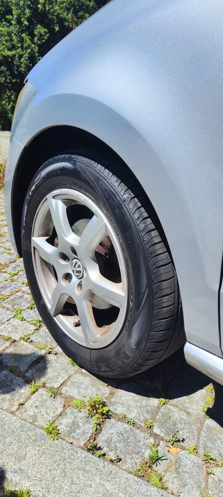 VW Polo 1.6 TDI Confortline BlueMotion - 9
