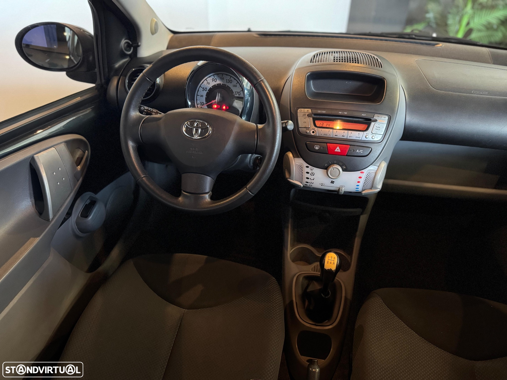 Toyota Aygo 1.0 X-Play+AC - 14