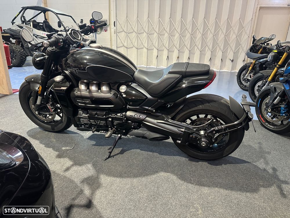 Triumph Rocket STORM R - 6