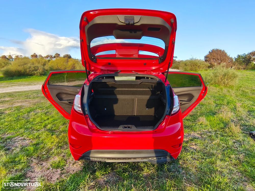 Ford Fiesta 1.0 EcoBoost S&S ST-LINE - 20