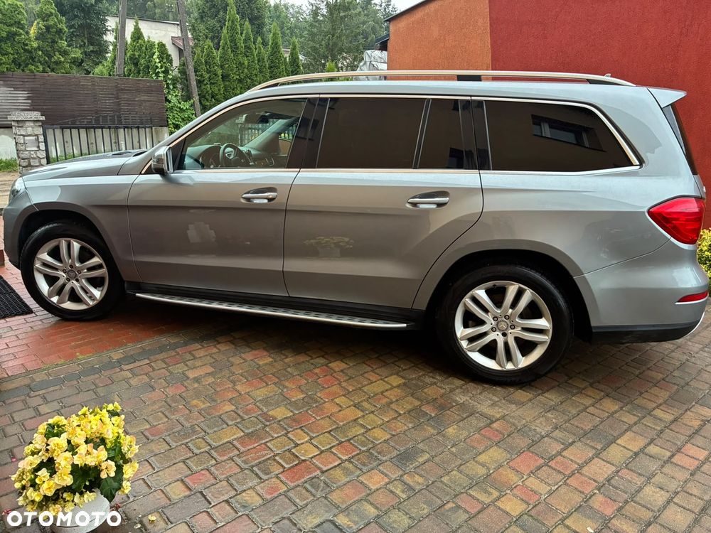 Mercedes-Benz GL - 4