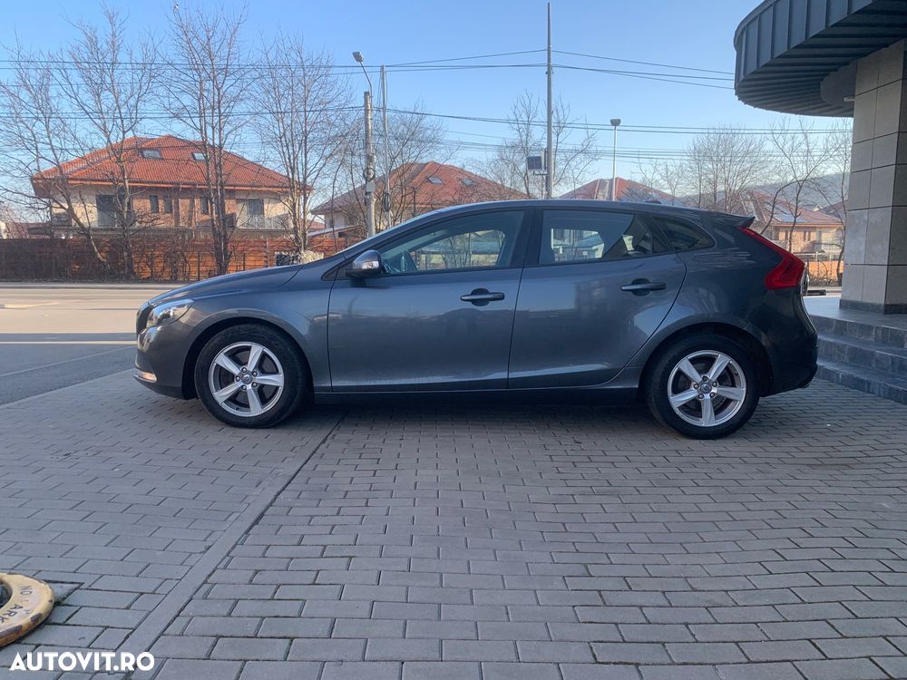 Volvo V40 D3 Kinetic - 16