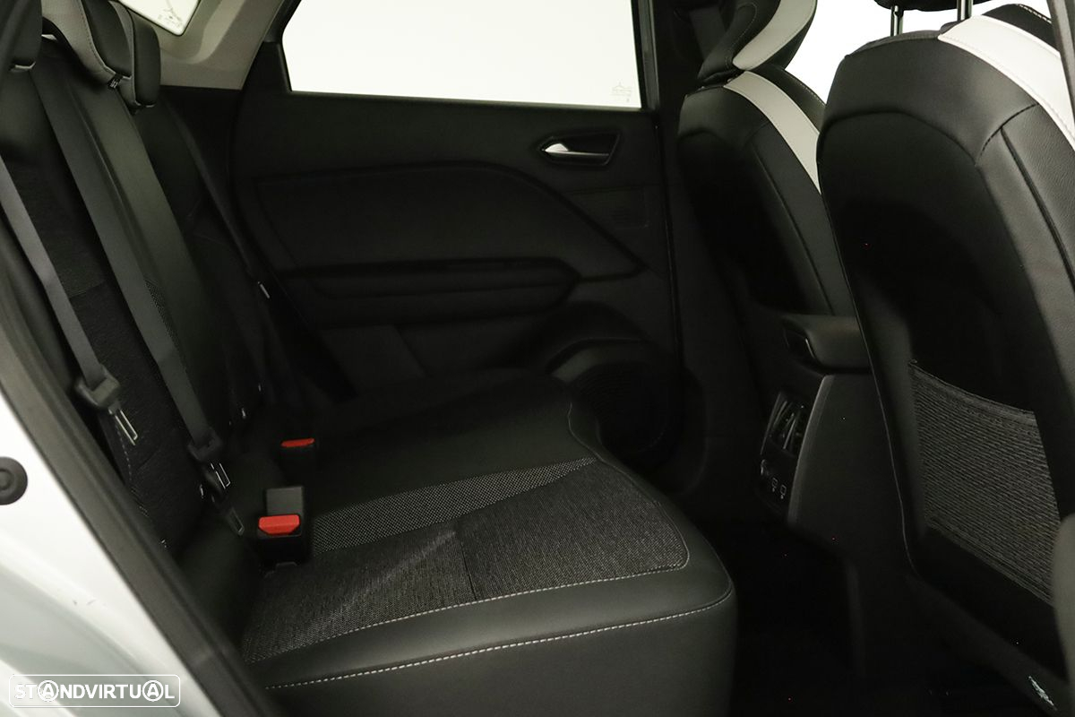 Renault Captur 1.0 TCe Techno Bi-Fuel - 23