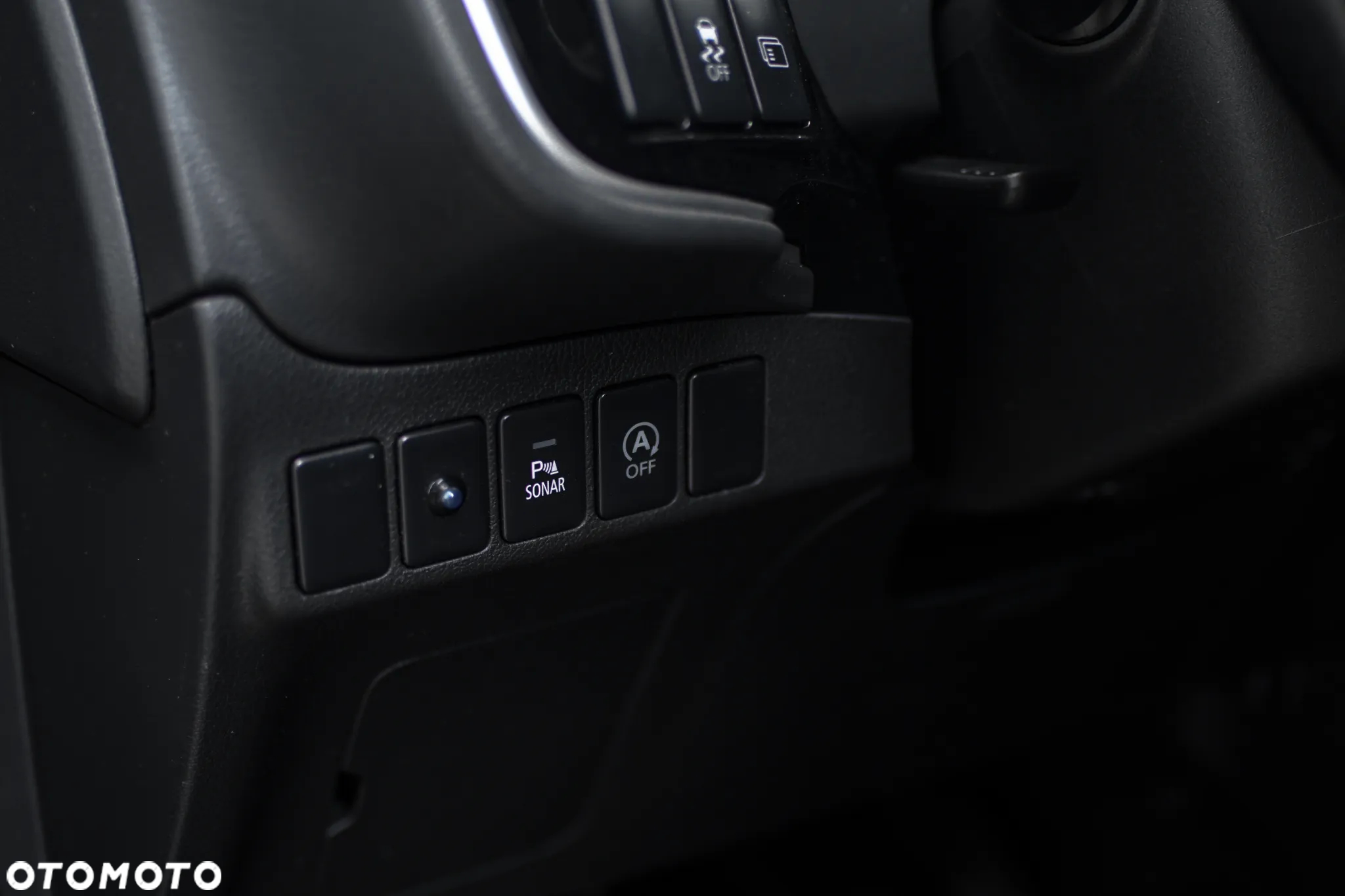 Mitsubishi Outlander 2.2 DID Intense + 4WD - 22
