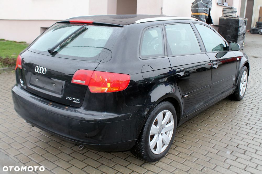Audi A3 Sportback 2.0 TDI DPF quattro S line Sportpaket plus - 4