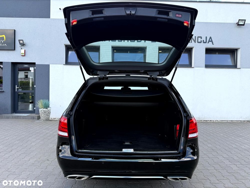 Mercedes-Benz Klasa E 220 CDI DPF BlueEFFICIENCY Automatik Avantgarde - 30