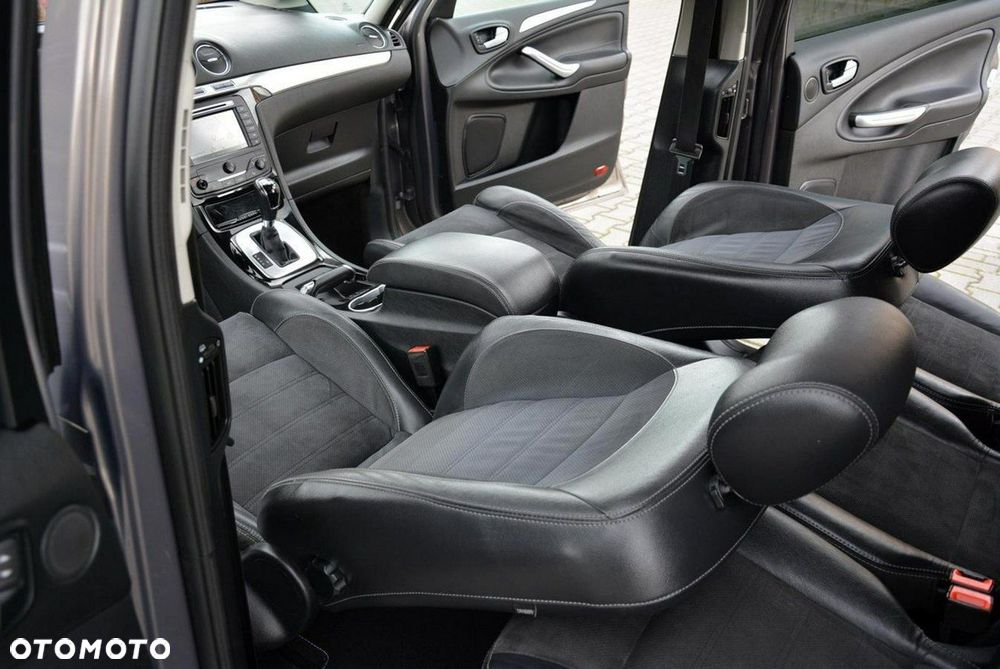 Ford Galaxy 2.0 TDCi Platinium X (Ghia) MPS6 - 24