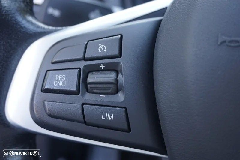 BMW 216 Gran Tourer - 18