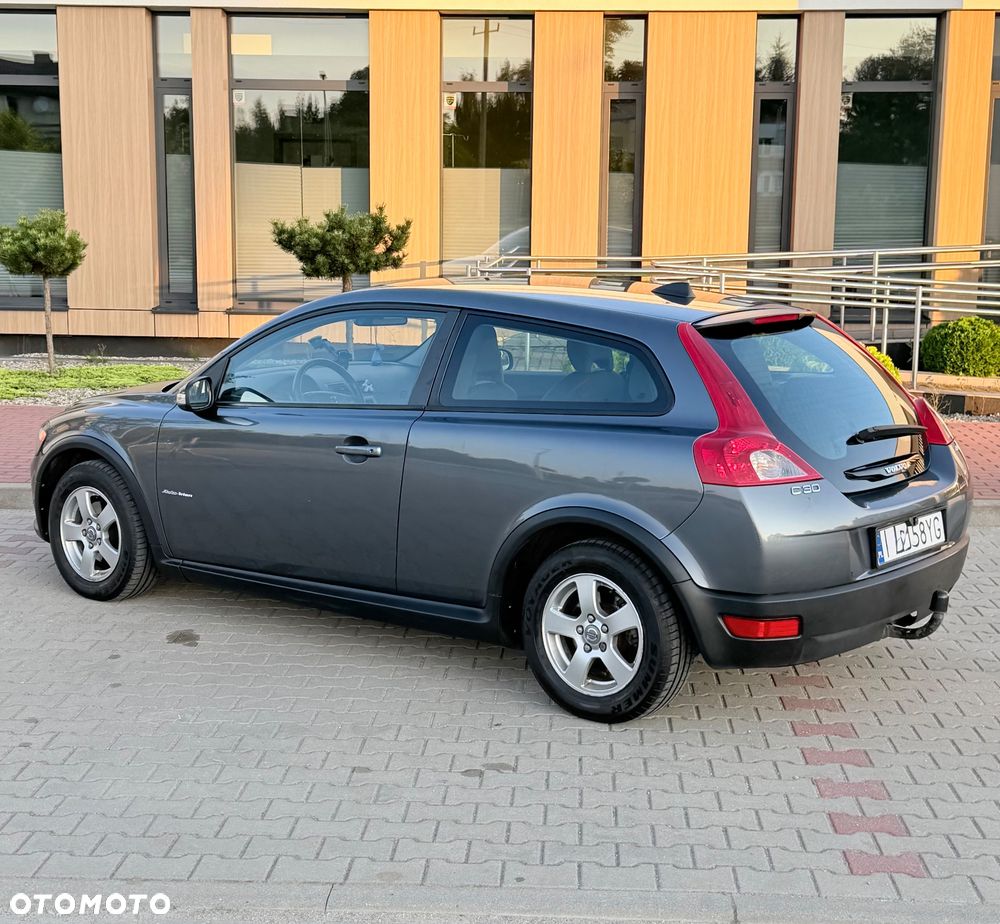 Volvo C30 1.6D Momentum - 6