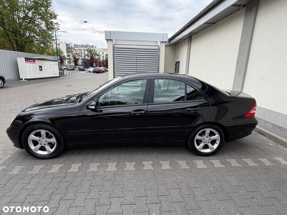 Mercedes-Benz Klasa C 180 Kompressor Classic - 3