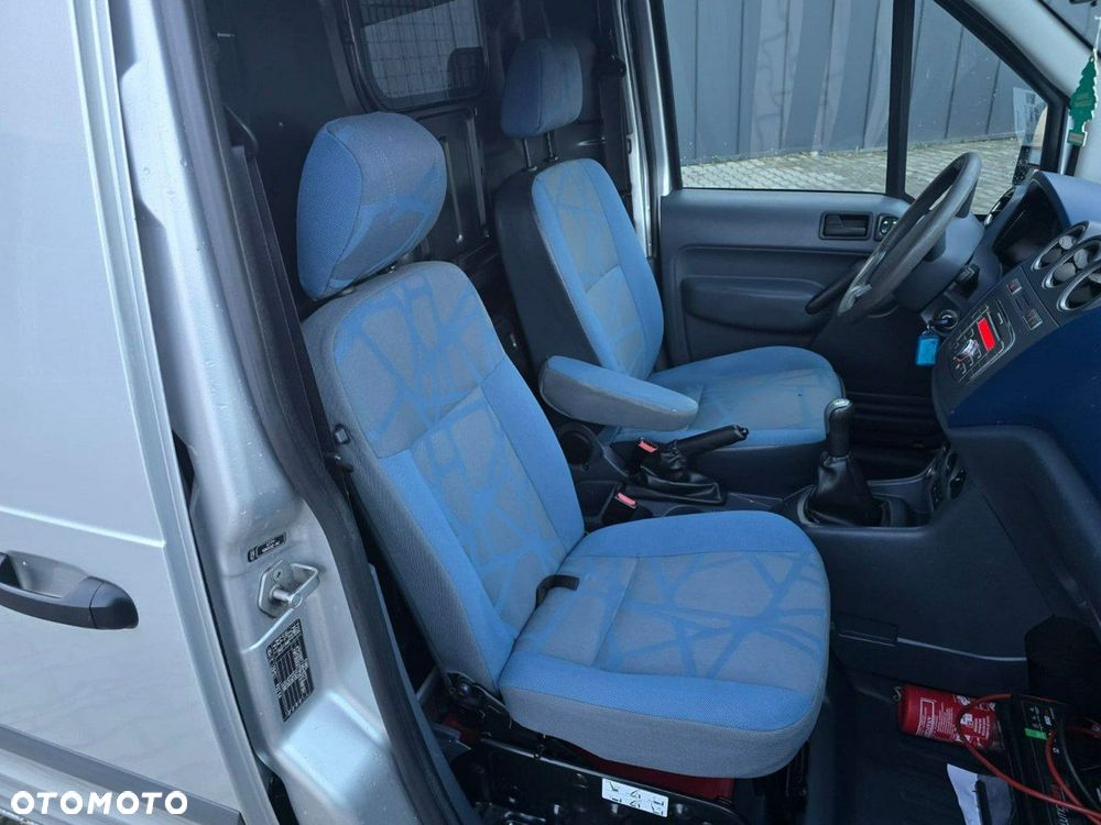 Ford Transit Connect - 20