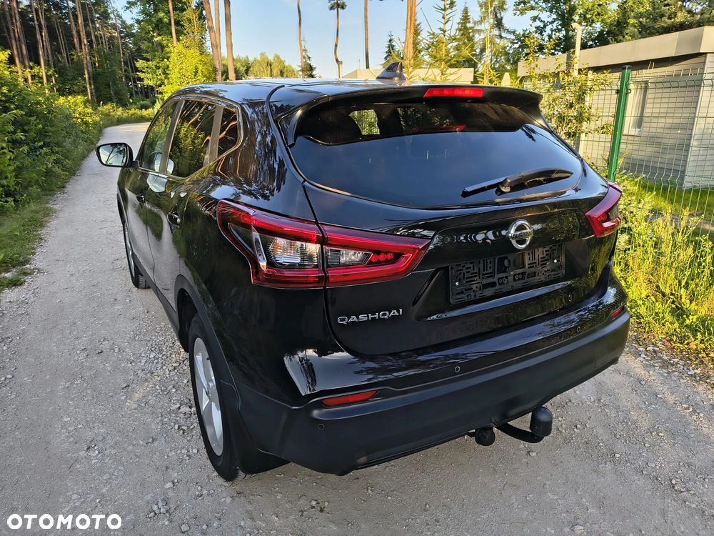 Nissan Qashqai 1.2 DIG-T N-Connecta EU6 - 9