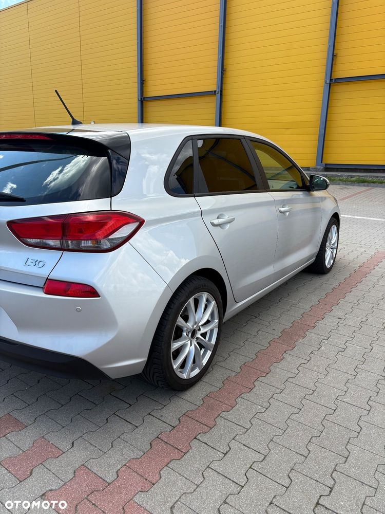 Hyundai i30 1.4 Classic + - 8