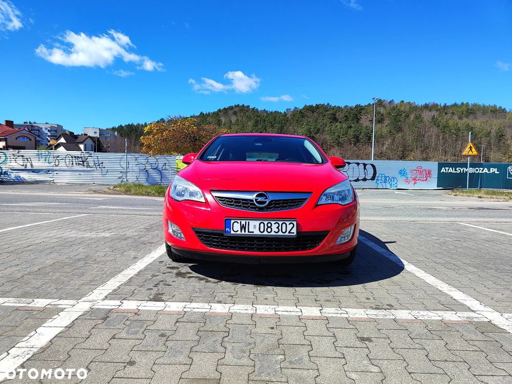 Opel Astra 1.4 T Cosmo - 2