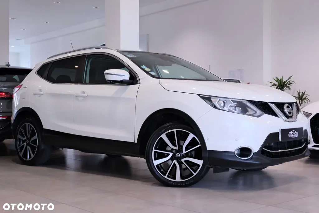 Nissan Qashqai 1.6 dCi 4x4 I-Way S&S - 4