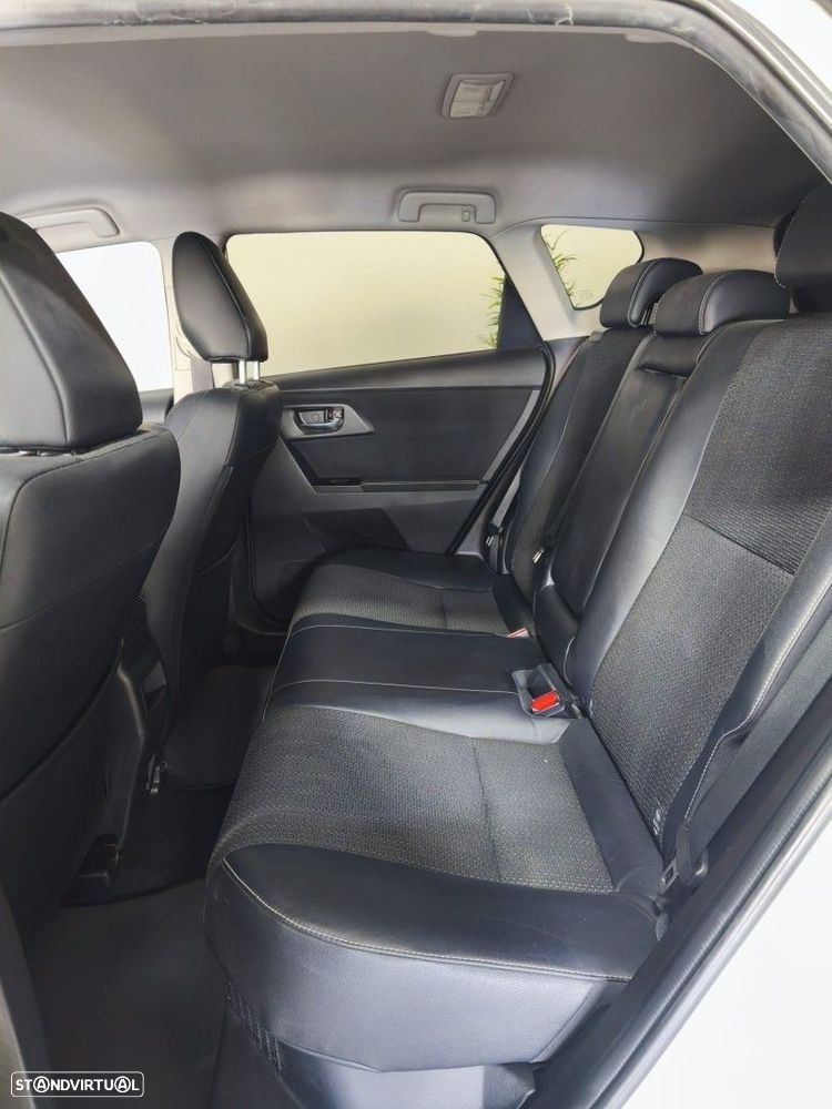 Toyota Auris 1.8 HSD Exclusive+Navi - 17