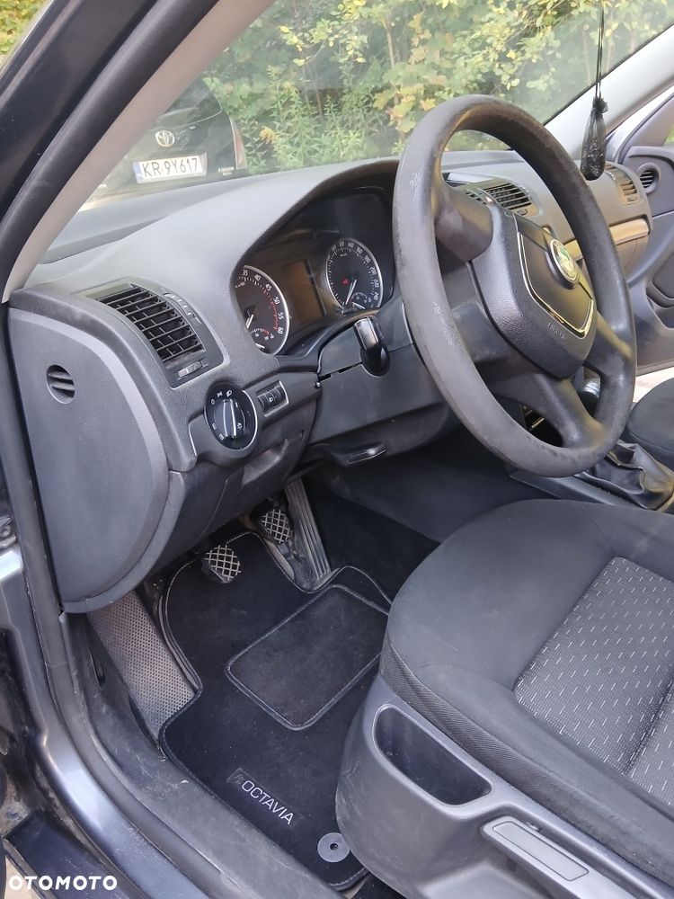 Skoda Octavia - 4