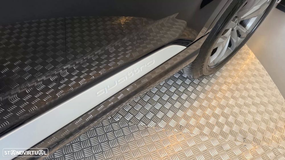 Audi Q7 3.0 TDI quattro S-line Tiptronic 7L - 37