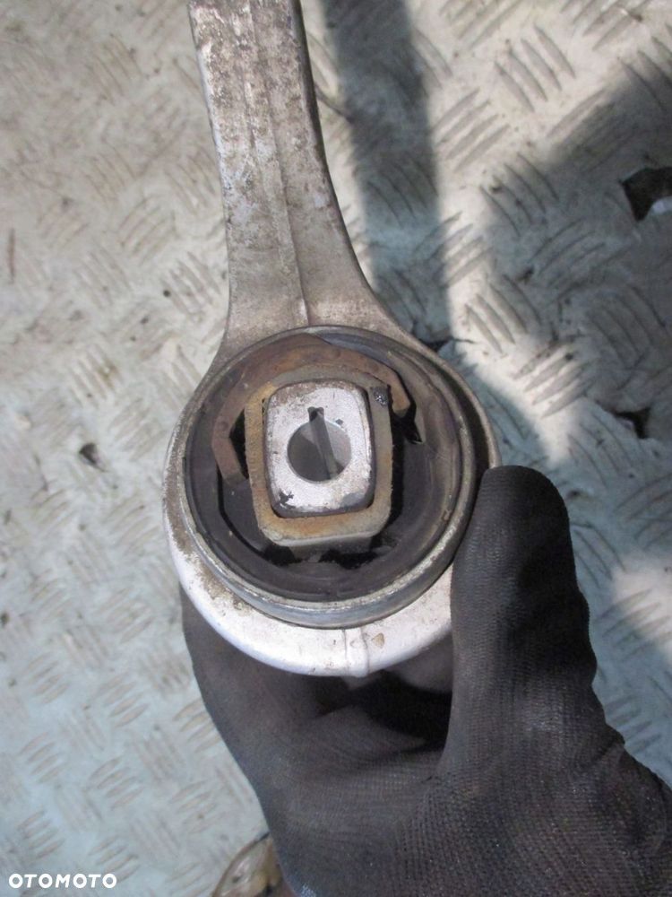 WAHACZ DOLNY LEWY PRZÓD BANAN AUDI A4 B5 PASSAT - 4