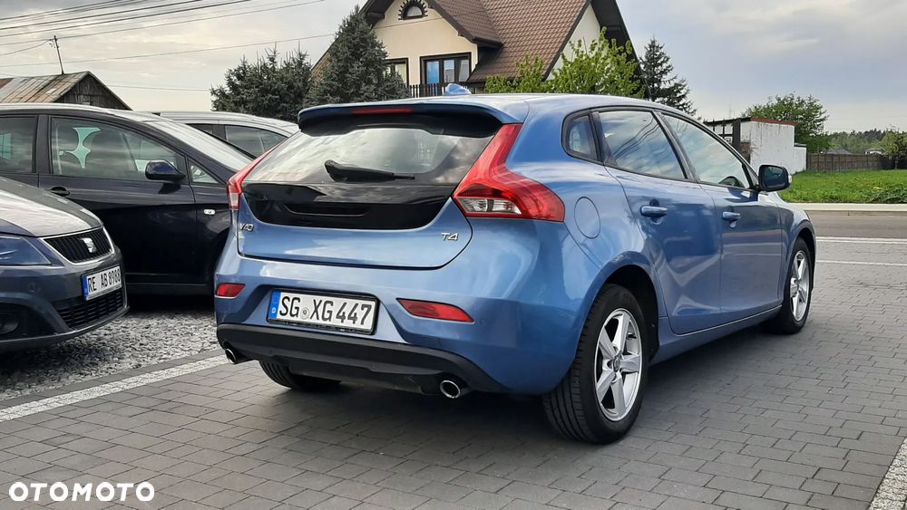 Volvo V40 - 1