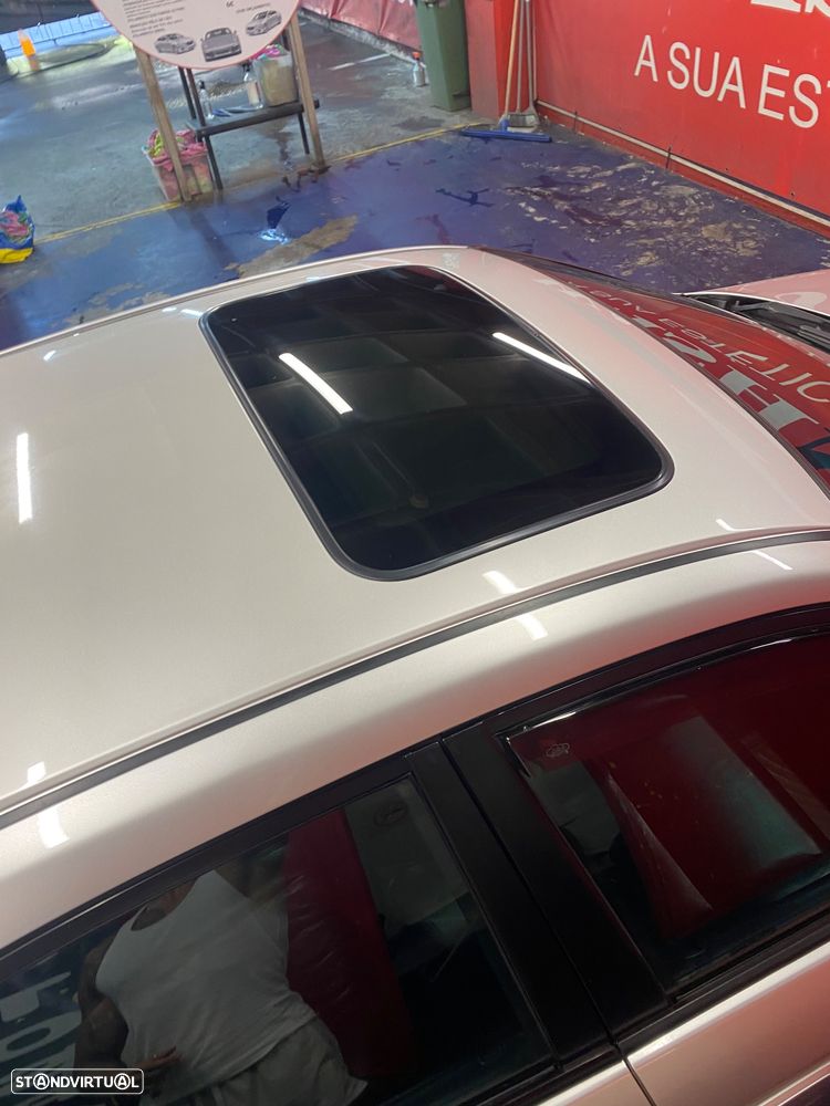 Honda Accord 2.0 ES - 18