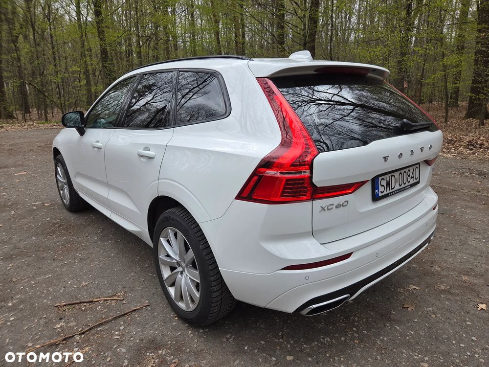 Volvo XC 60 B4 B R-Design - 6