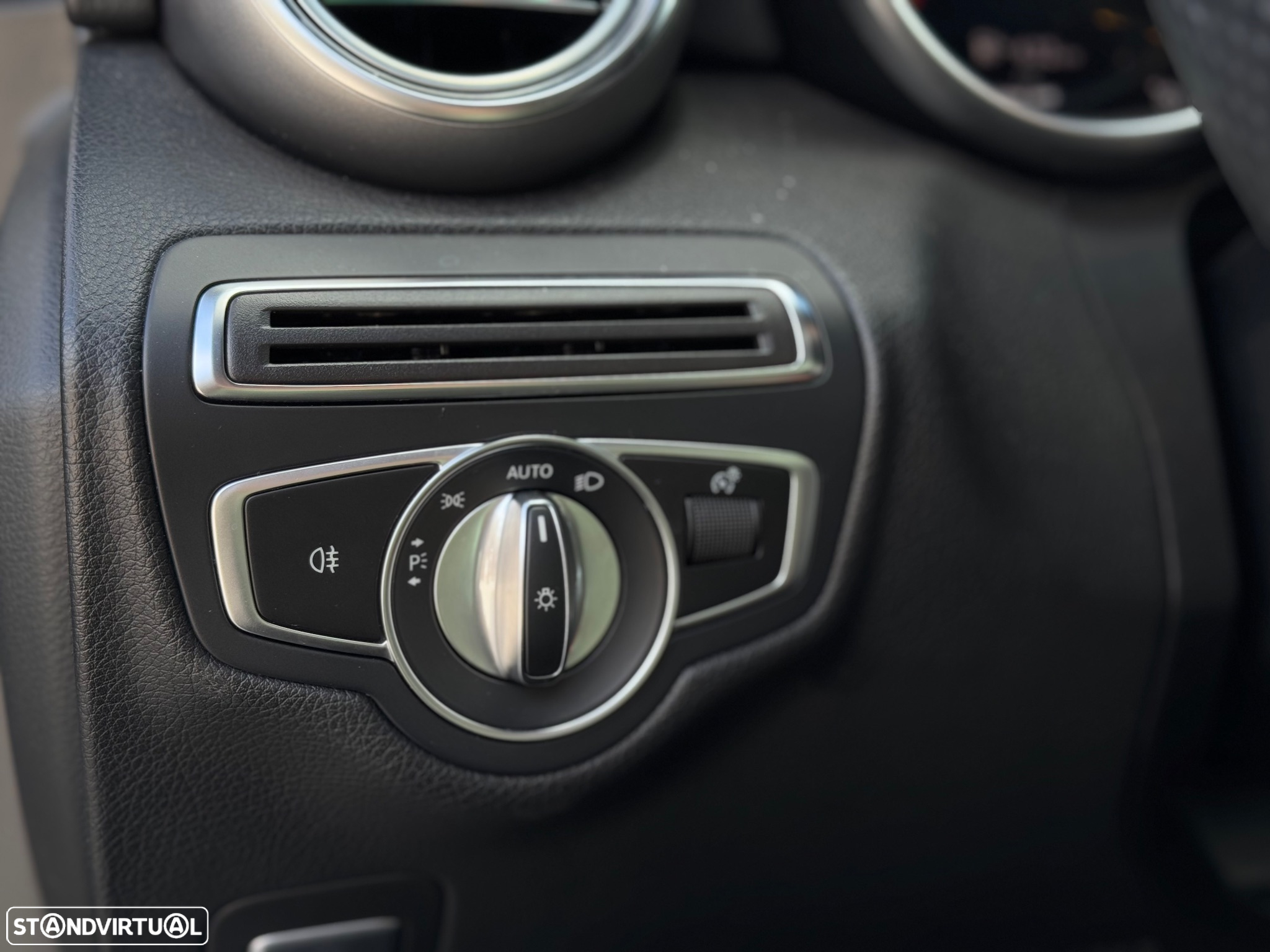 Mercedes-Benz C 220 d AMG Line - 15