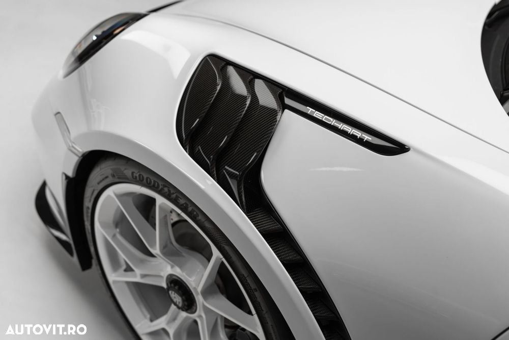 Porsche 992 - 7